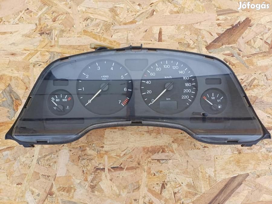 Opel Zafira A (1998-2004) Benzines Kilométeróra