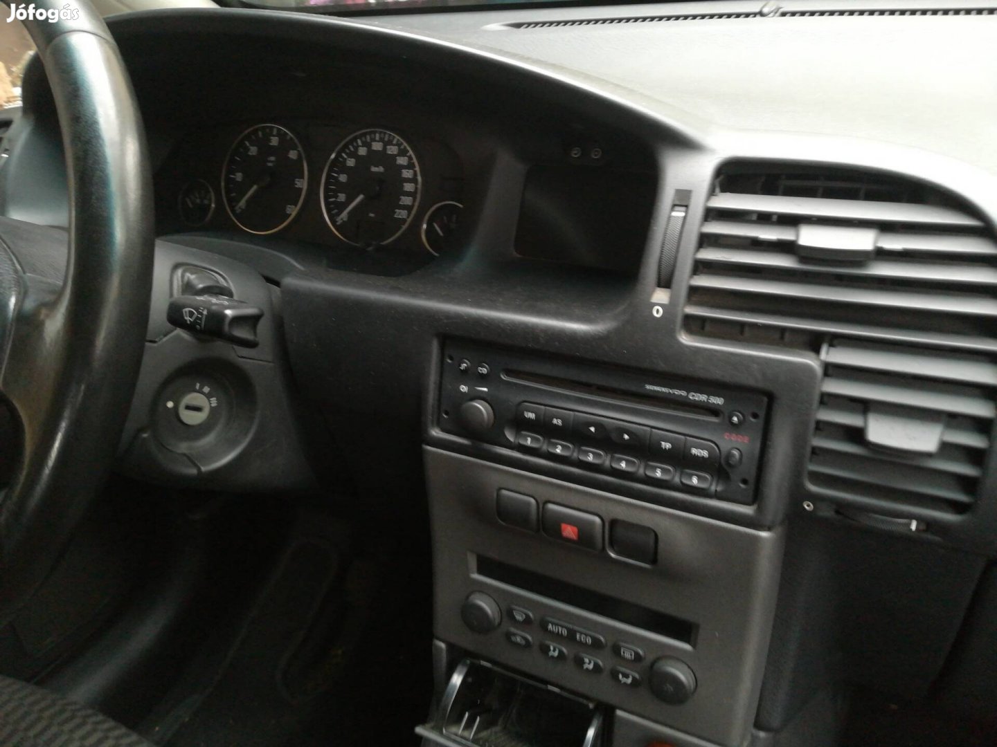 Opel Zafira A müszerfal burkolat 