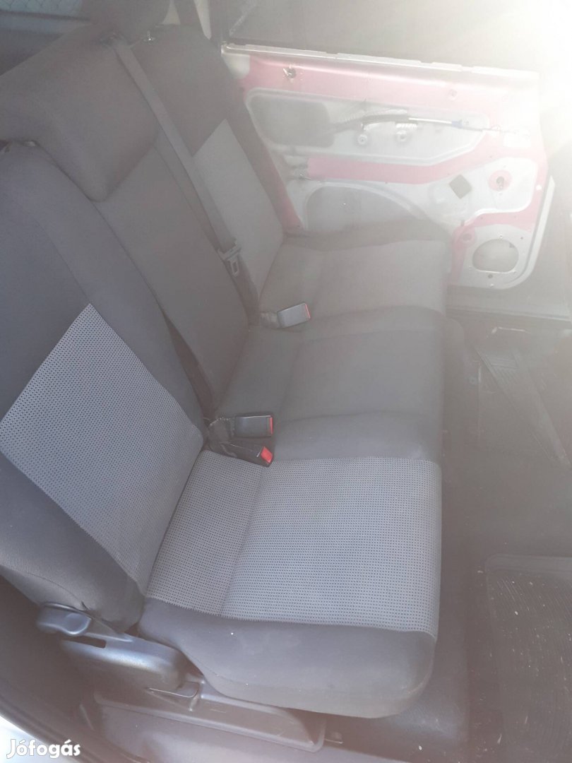 Opel Zafira A ülés eladó
