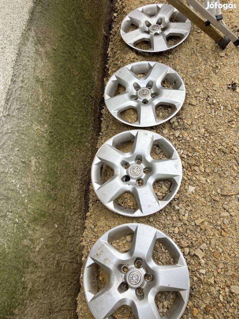 Opel Zafira Astra 16" Dísztárcsa Rotor felnire kupakokkal