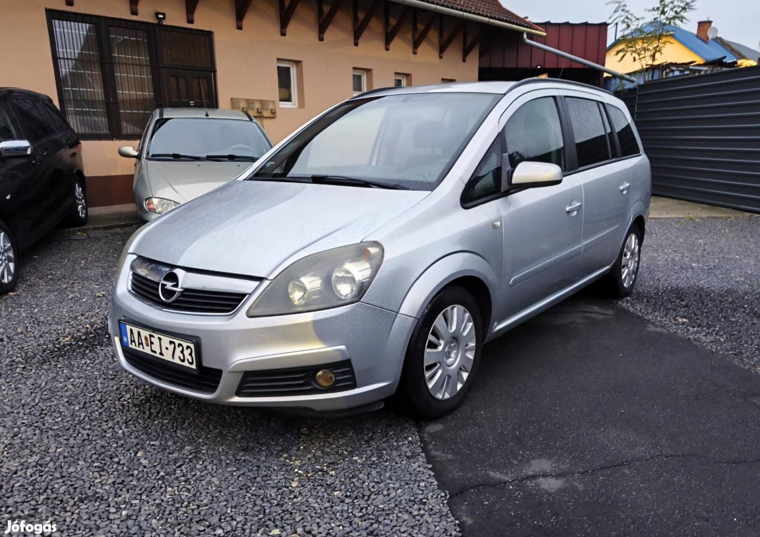 Opel Zafira B 1.6 Enjoy 7 Személy - vonóhorog !
