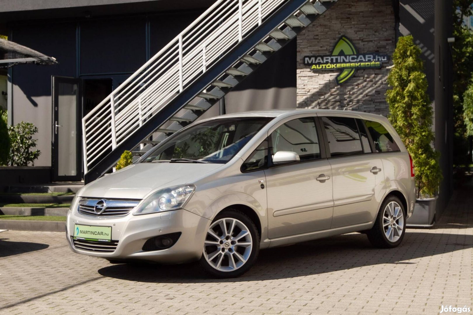 Opel Zafira B 1.8 Cosmo Easytronic Pannacotta E...