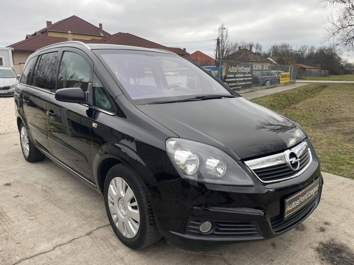 Opel Zafira B 1.8 Cosmo // Tempomat // Klíma //...