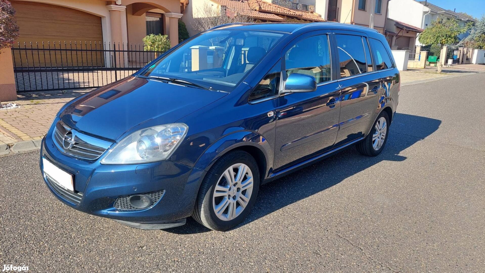 Opel Zafira B 1.8 Enjoy Sérülésmentes Vezetett...