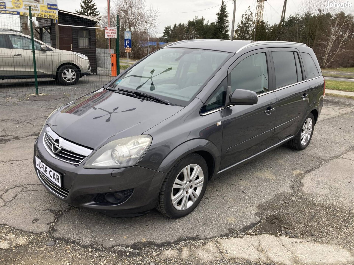 Opel Zafira B 1.8 Essentia Xenon. navi. e.-h. p...