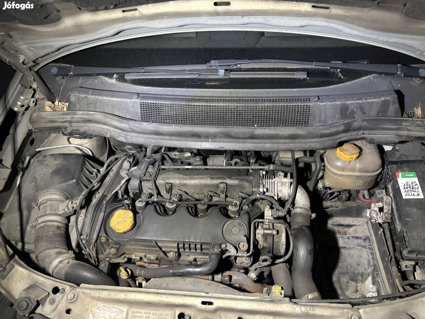 Opel Zafira B 1.9 Cdti komplett motor