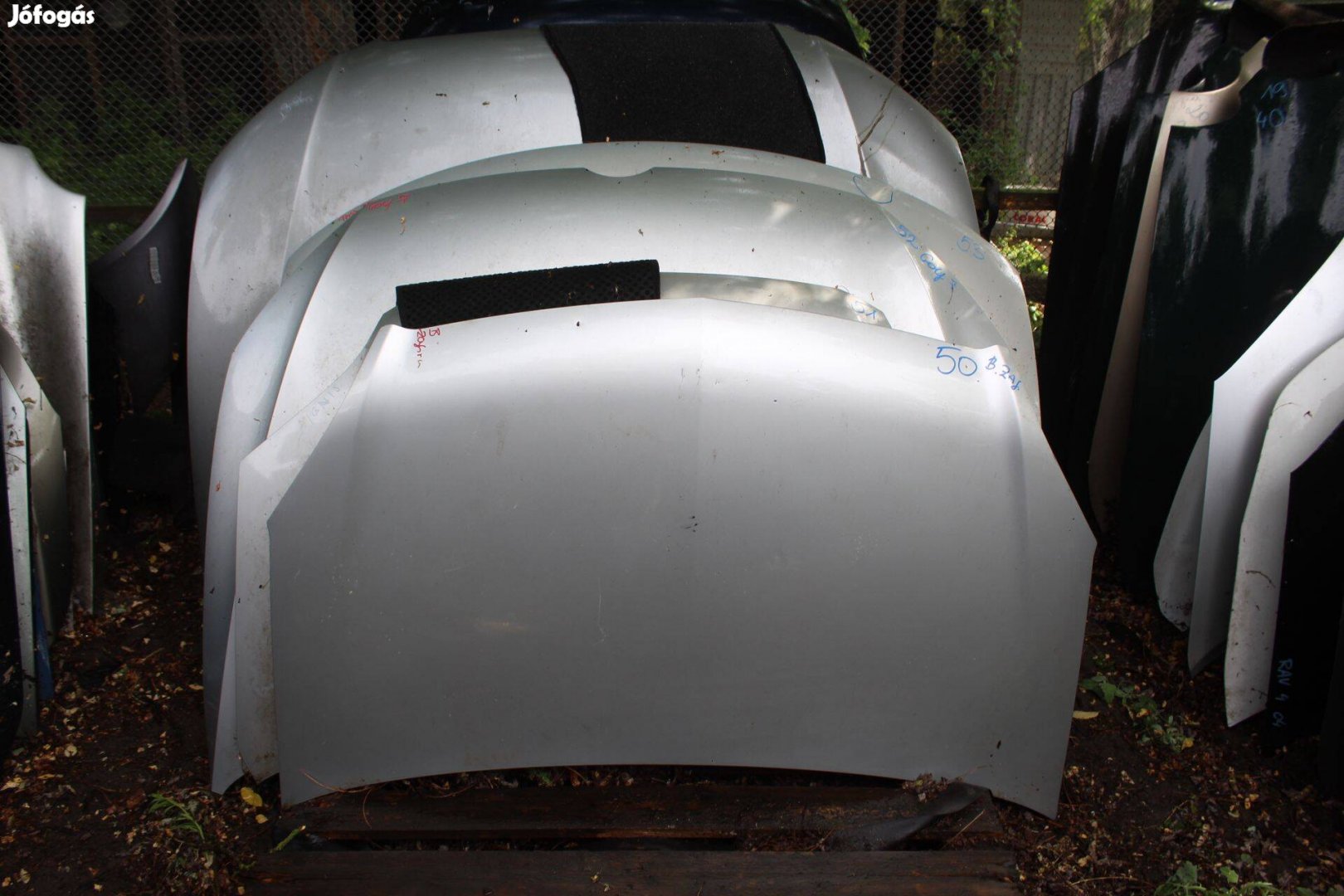 Opel Zafira B 2005-2015 motorháztető (50)