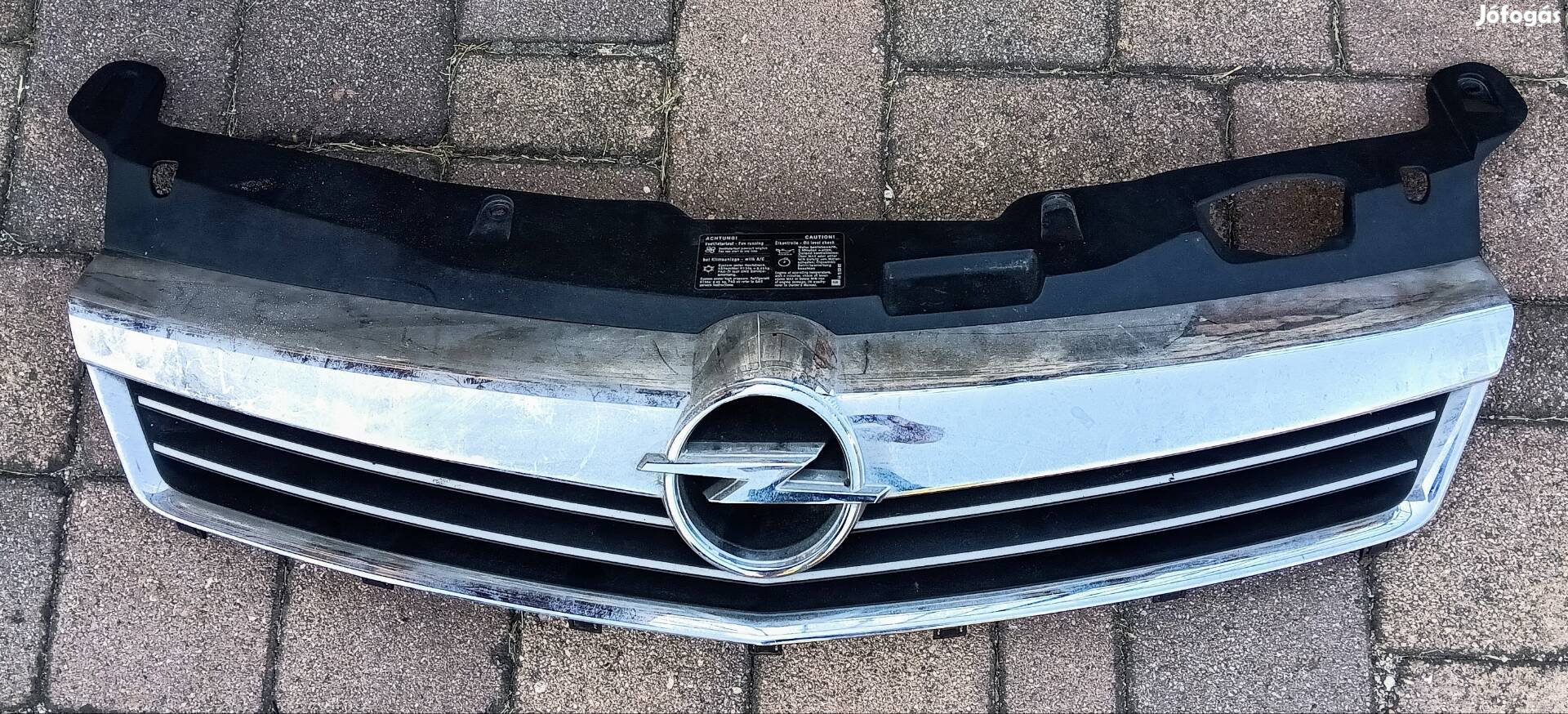 Opel Zafira B 2007-ig hűtőrács