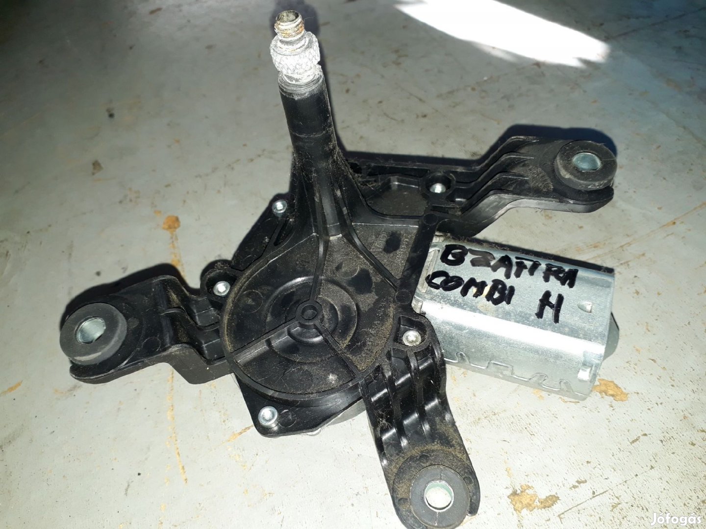 Opel Zafira B Hátsó Ablaktörlő Motor