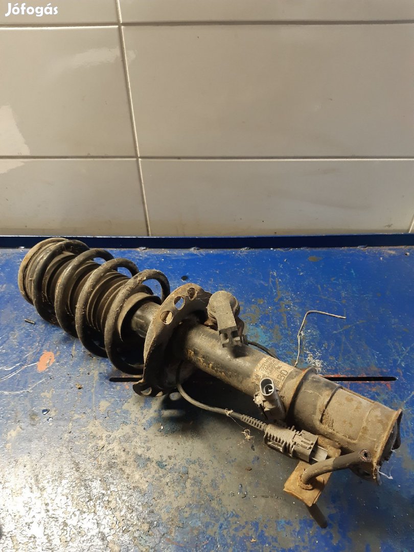 Opel Zafira B Jobb Első Lengéscsillapító Rugó