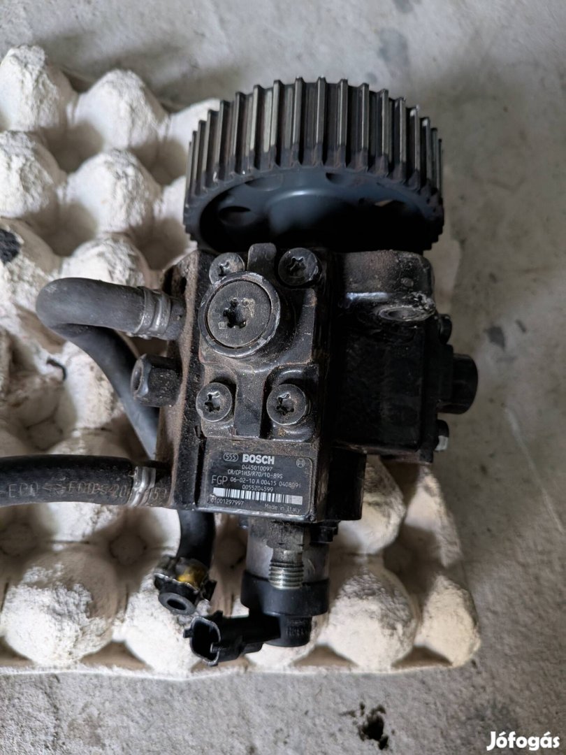 Opel Zafira B, Astra H, Vectra C 1.9CDTI nagynyomású pumpa 0445010097 