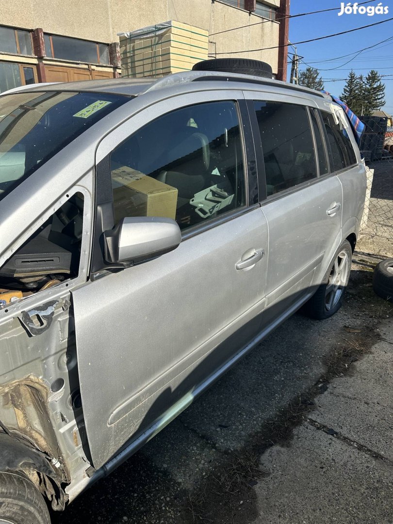 Opel Zafira B bal első ajtó