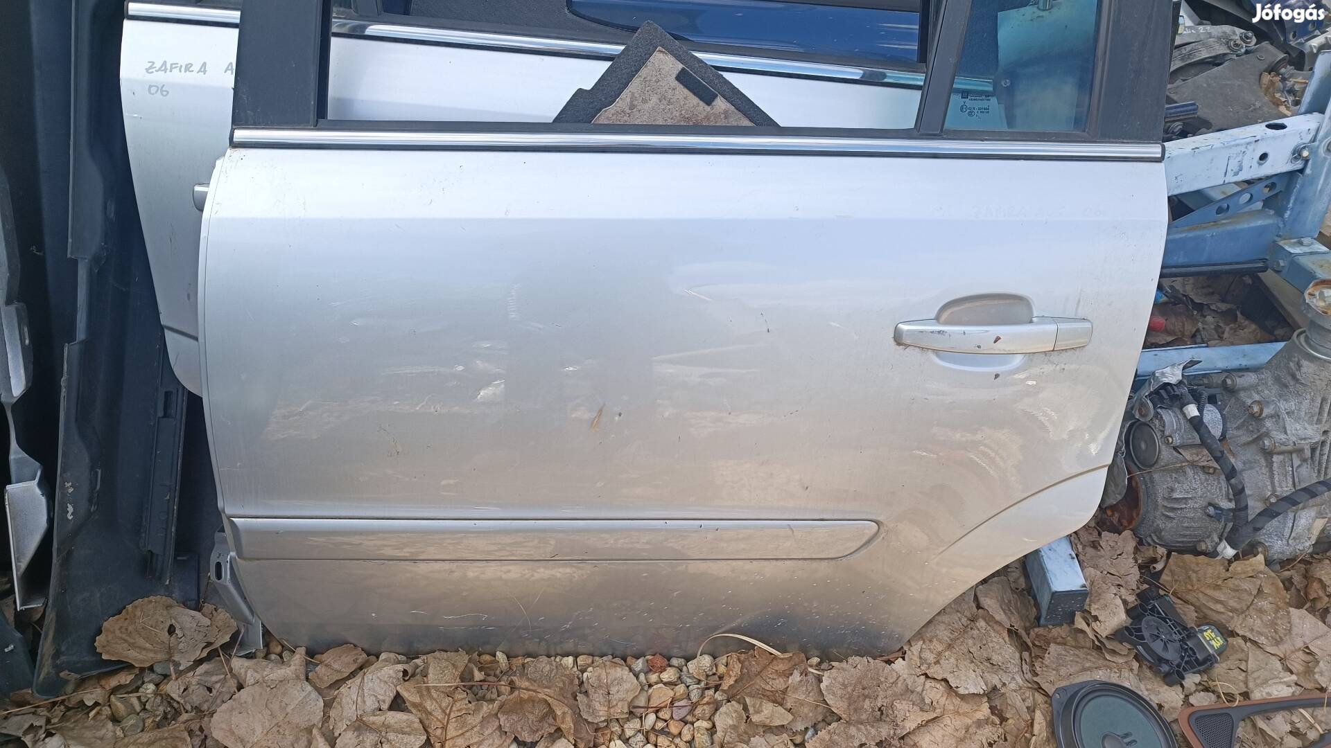 Opel Zafira B bal hátsó ezüst ajtó