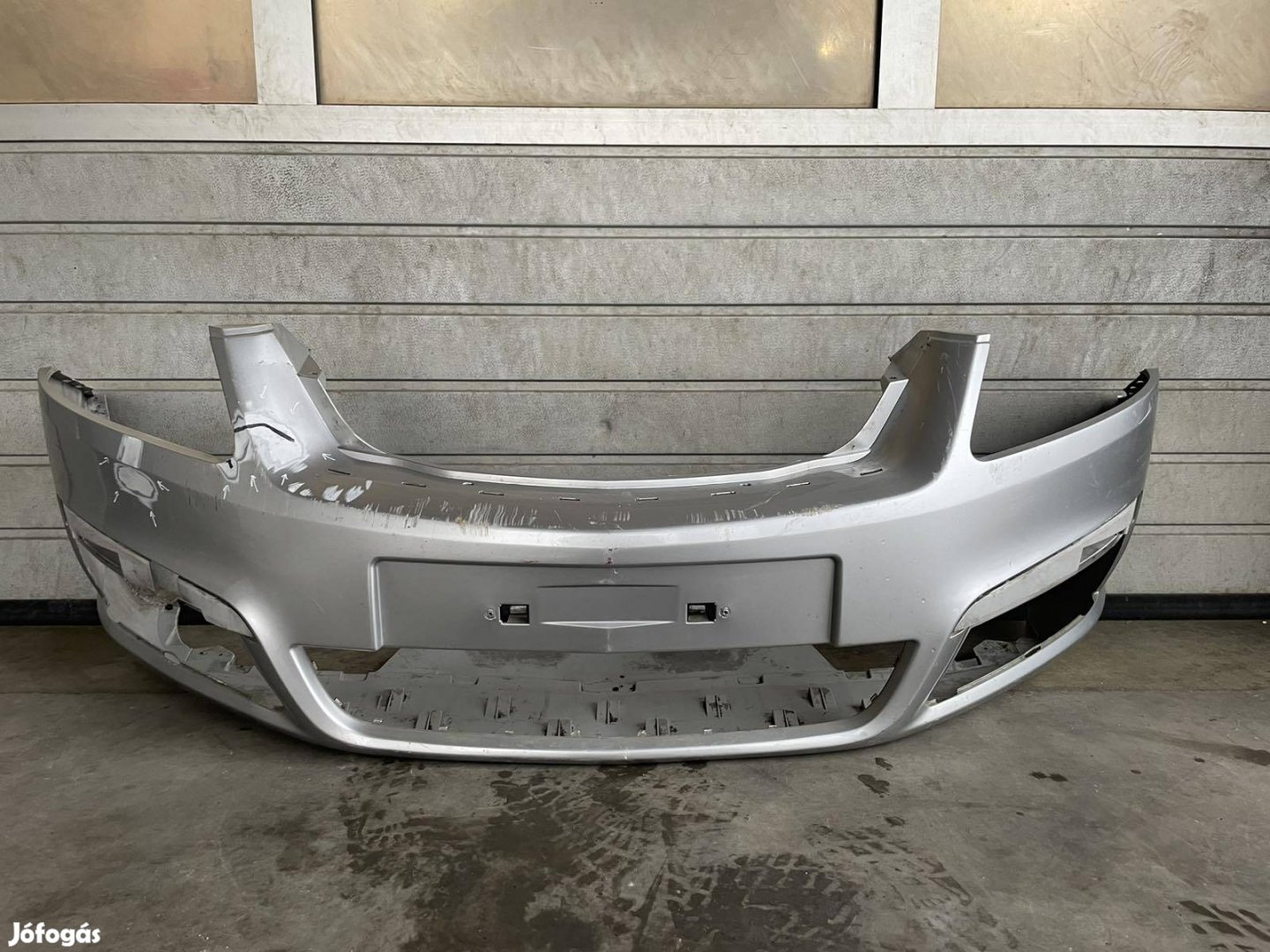Opel Zafira B első lökhárító lökő 2005-2009 13124959