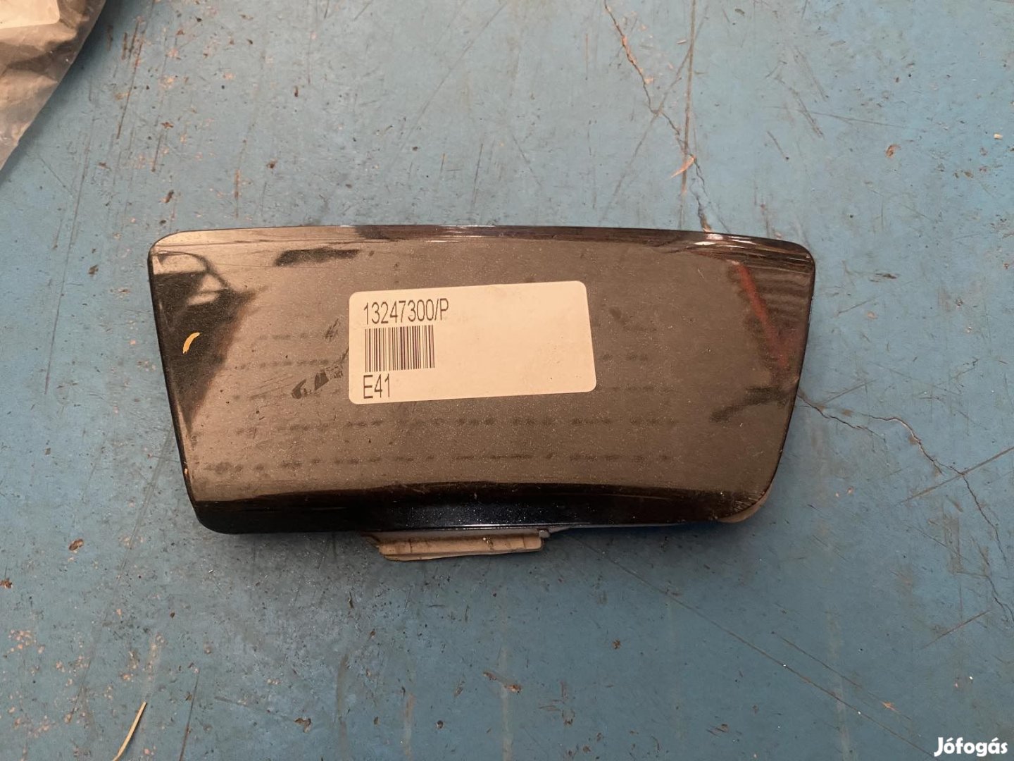 Opel Zafira B első lökhárító vonószem fedél 13247300 eladó