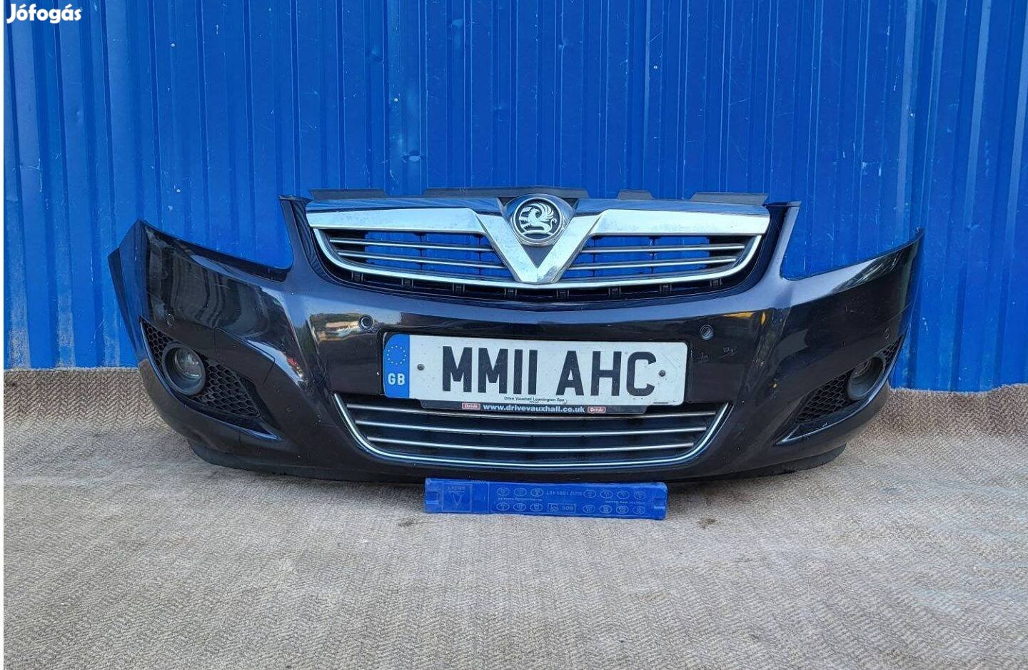 Opel Zafira B facelift 2009- 13247273 radaros első lökhárító 4 radar