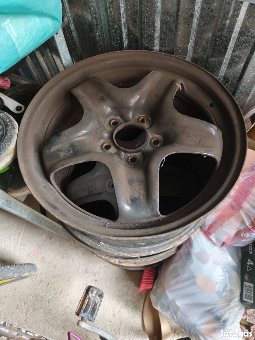 Opel Zafira C Acélfelni R17 5x115x70,3 GM 13259241