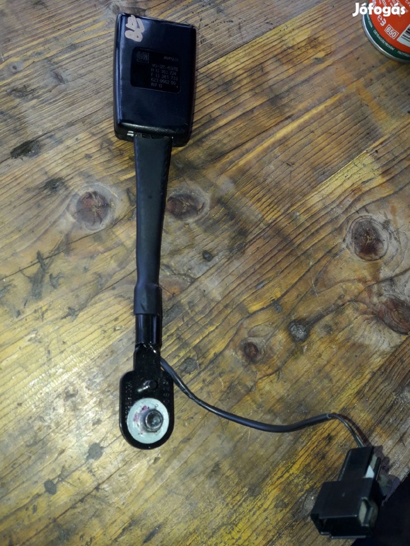 Opel Zafira C Bal Első Biztonsági Öv Csatlakozó