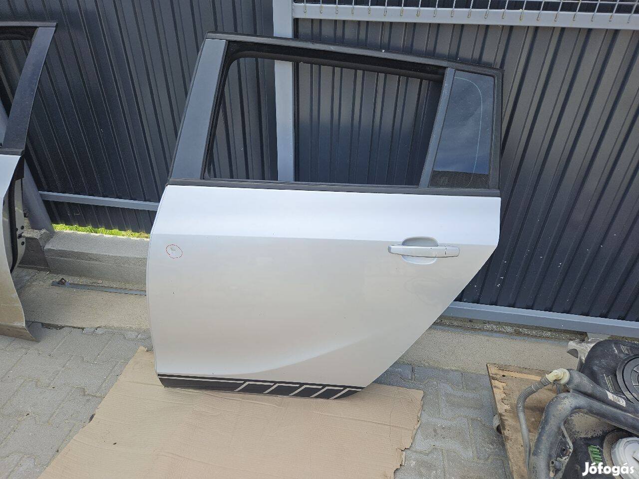 Opel Zafira C Bal hátsó Ajtó Ezüst 7699