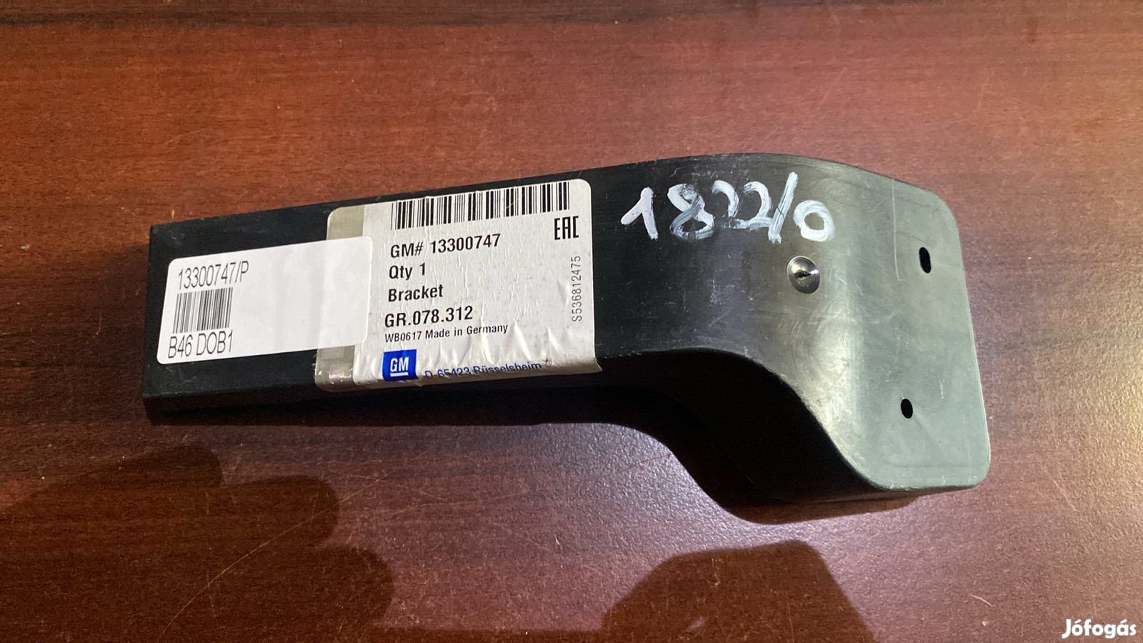 Opel Zafira C hátsó lökhárító tartókonzol 13300747 eladó