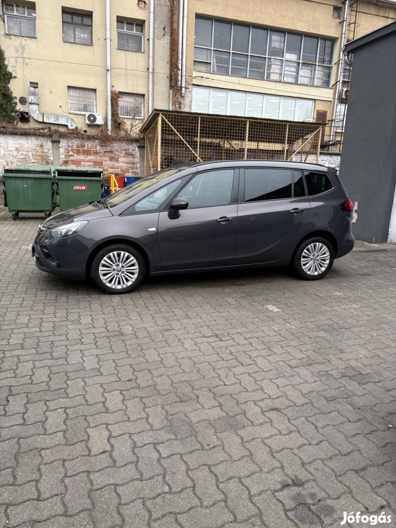 Opel Zafira Tourer