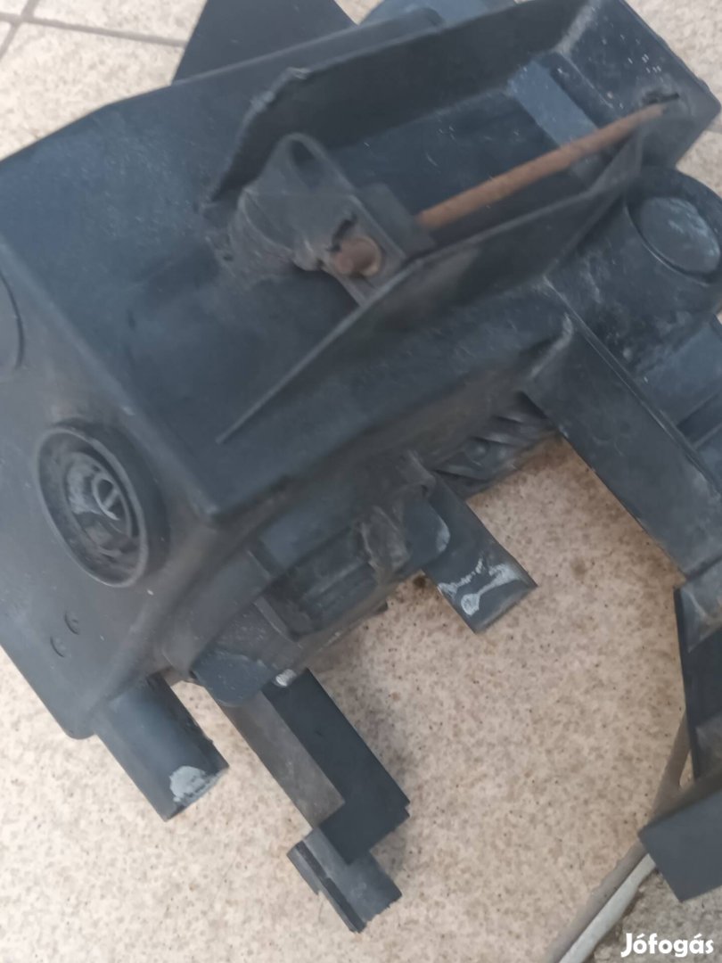 Opel Zafira ködlámpa