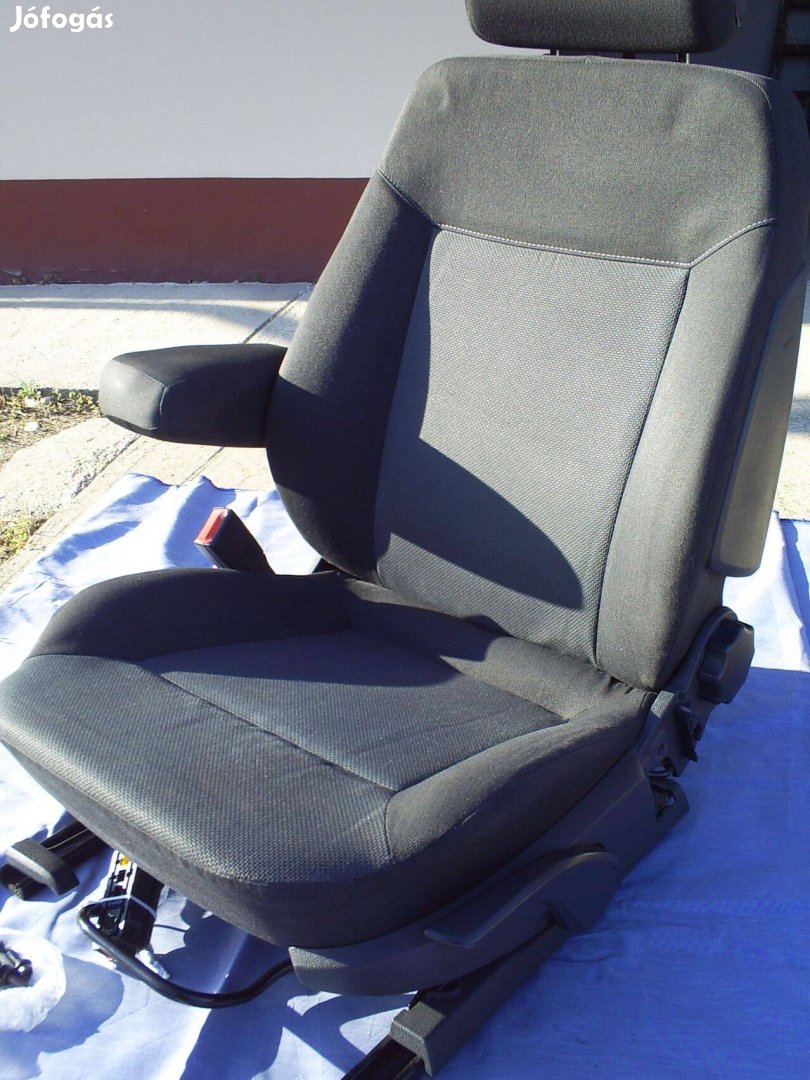 Opel Zafira vezető űlés eladó