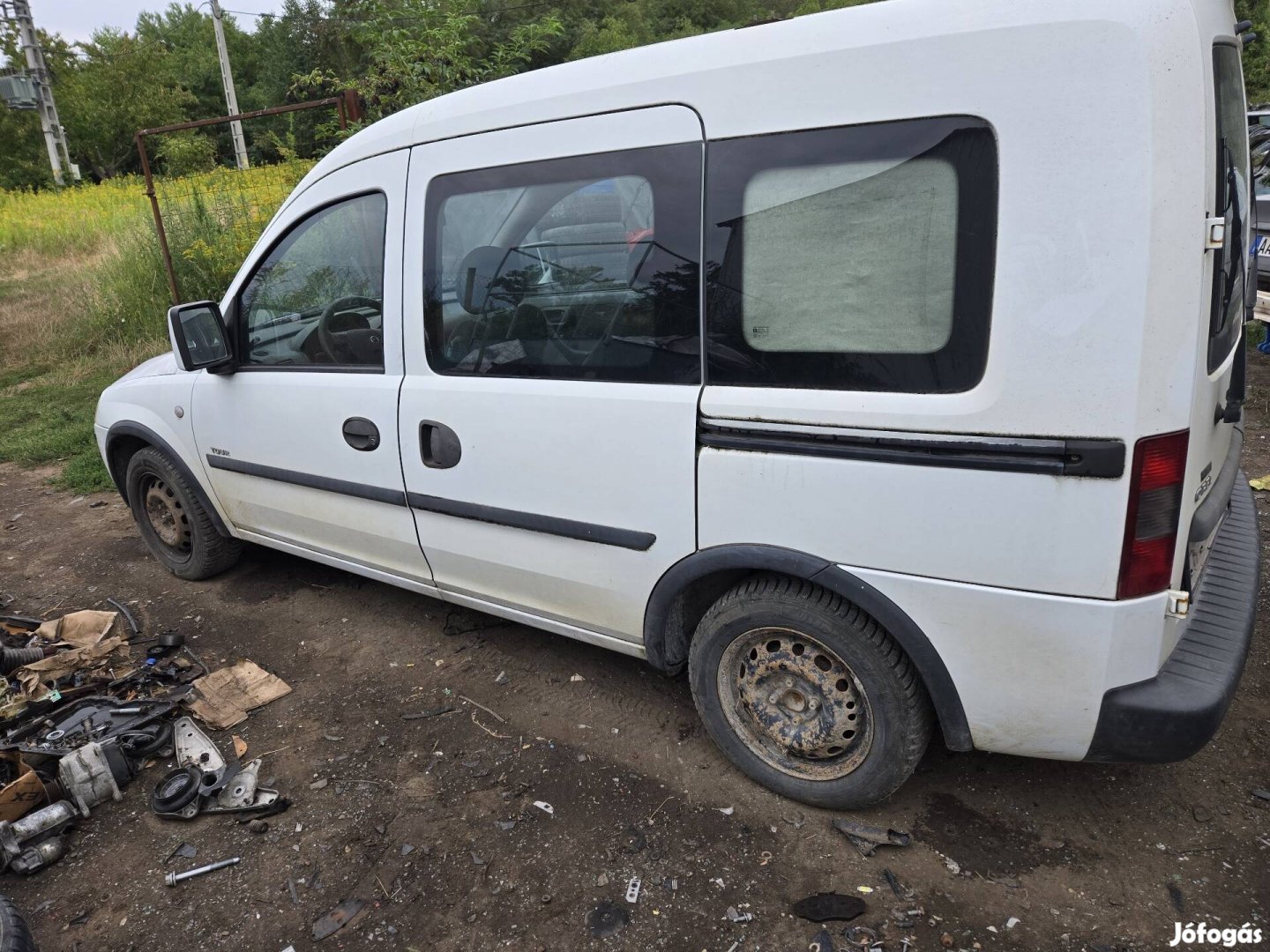 Opel  combo 1.4i minden alkatrésze. 