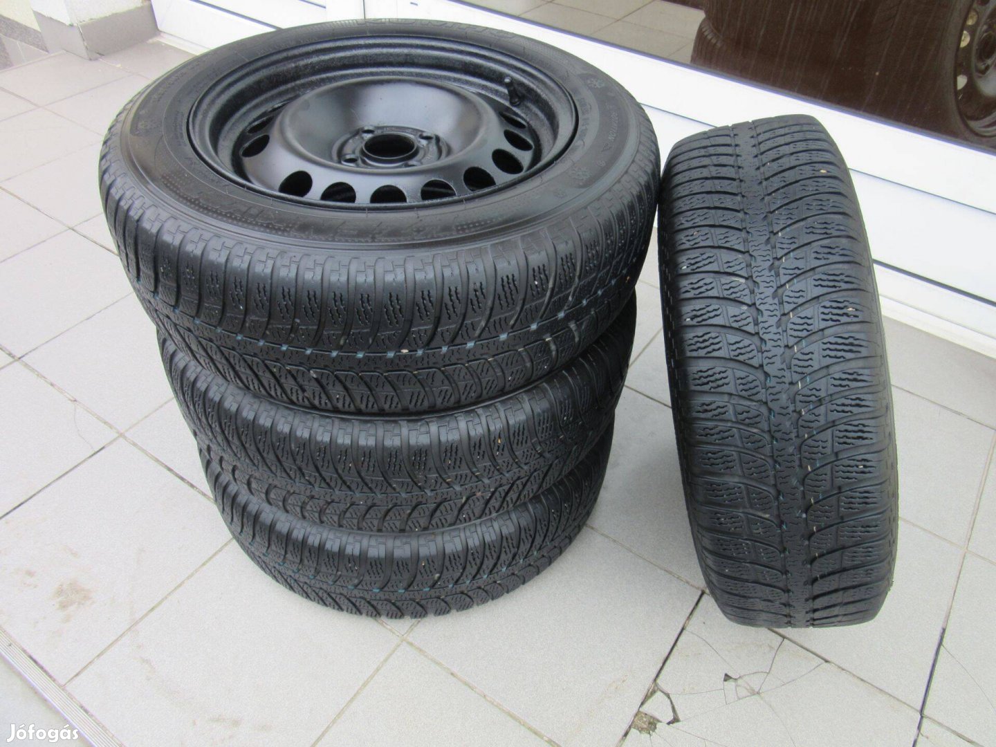 Opel acélfelni 185/65 R 15 Kumho téli gumival eladó