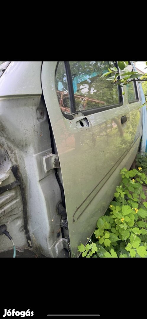 Opel agila 1.2 alkatrészek eladó.