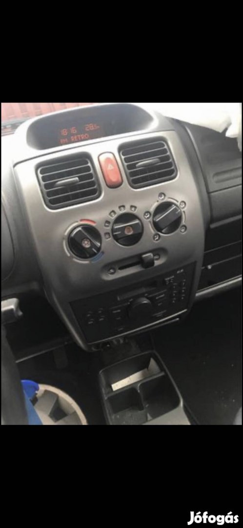 Opel agila alkatrészek eladó.