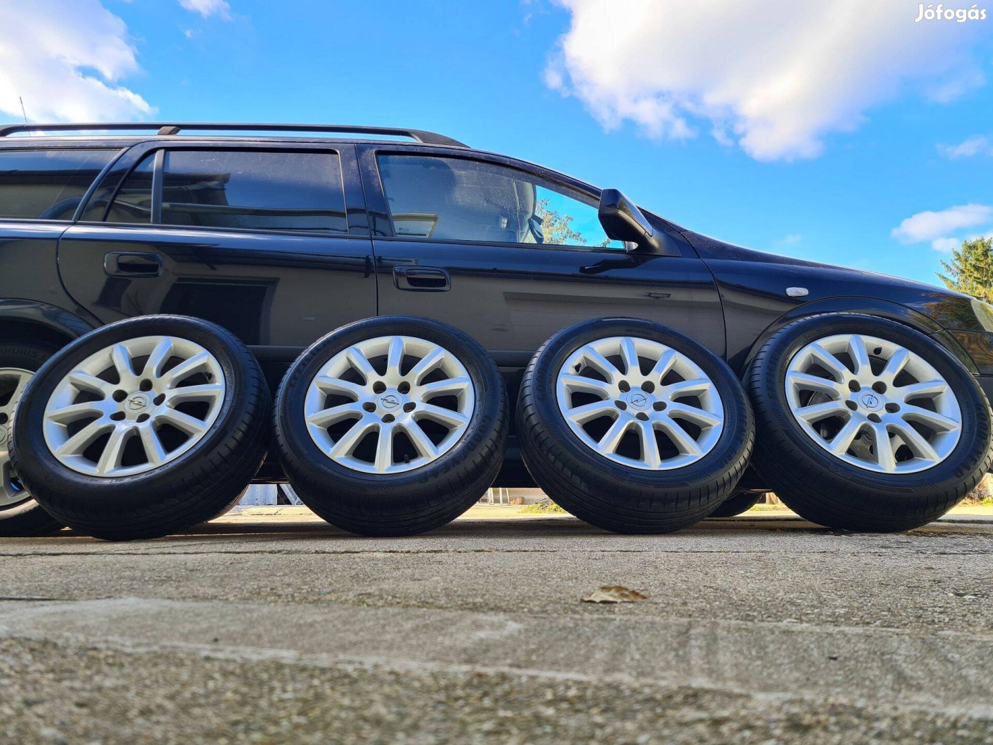 Opel alufelni 16" gumival