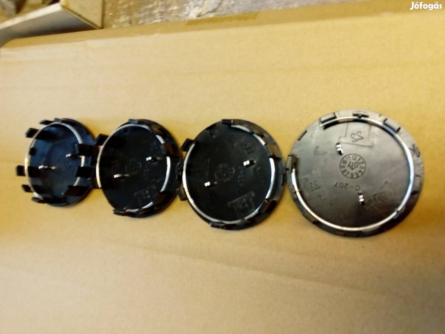 Opel alufelni közép kupak garnitúra ( Új)