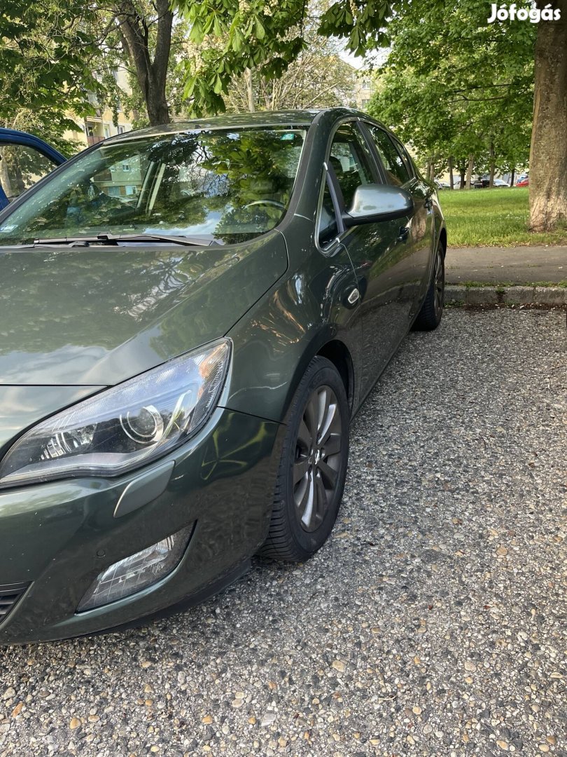 Opel astra J 1.7cdti