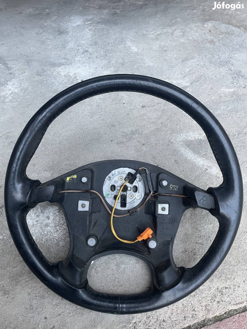 Opel astra f bőr kormány