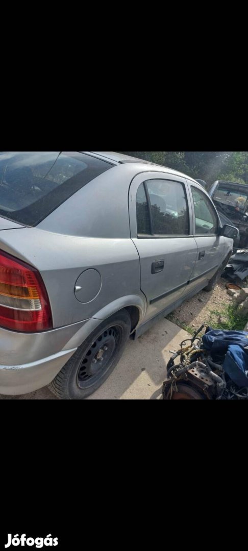 Opel astra g 1.6 minden alkatrésze 