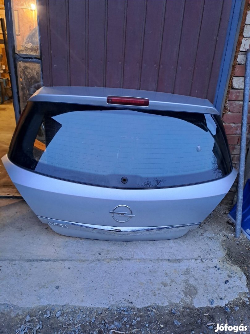 Opel astra h csomagtérajtó 