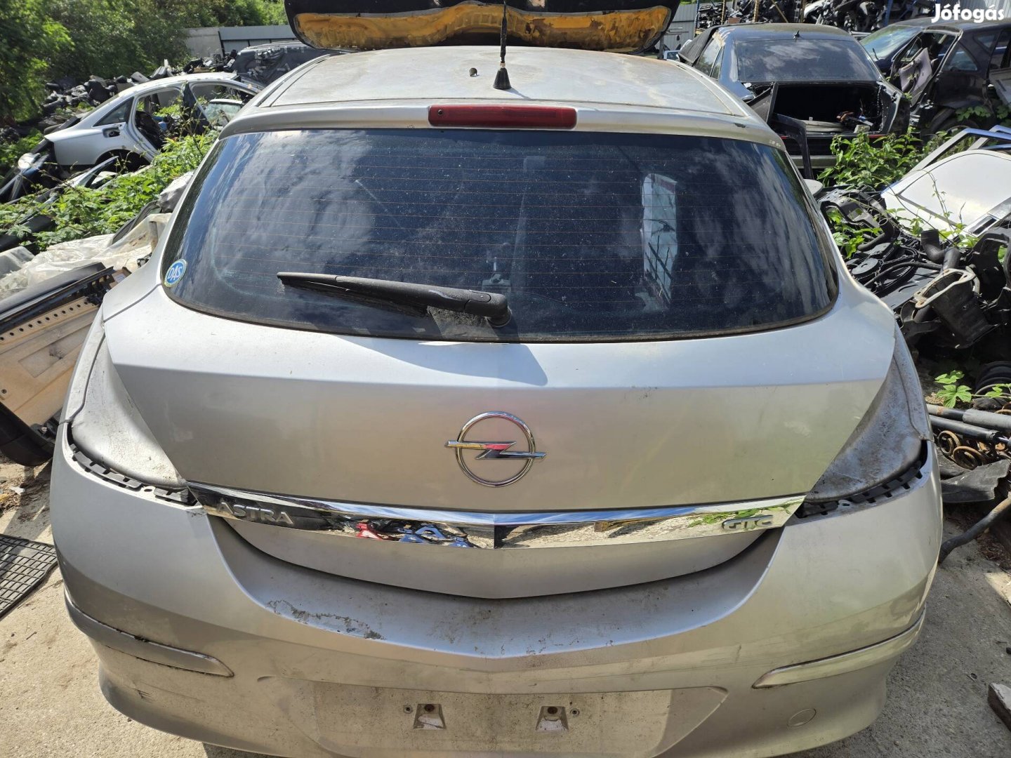 Opel astra h gtc 1.6  minden alkatrésze 