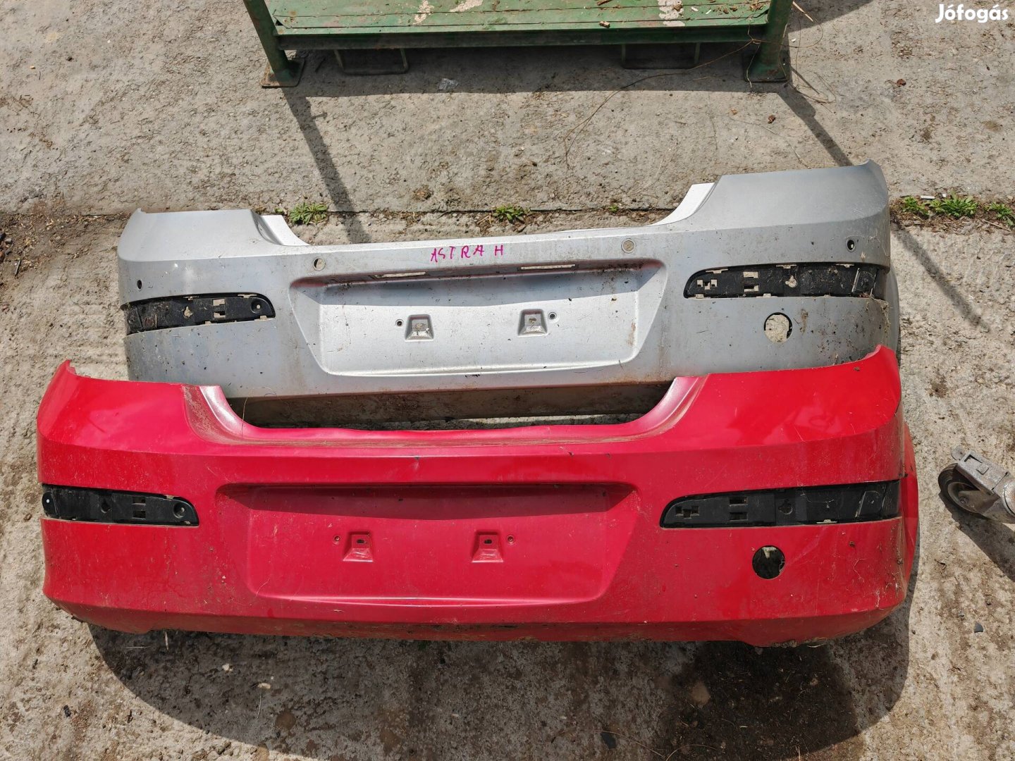 Opel astra h hátsó lökhárító 