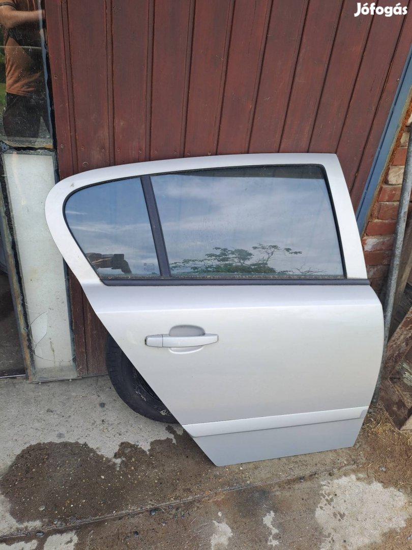 Opel astra h oldalajtó 