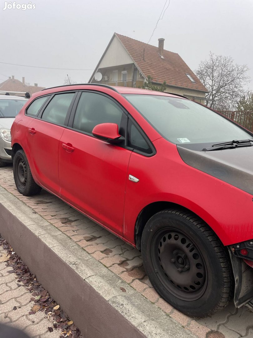 Opel astra j 1.7cdi A17dtr féltengely  garanciával  eladó 