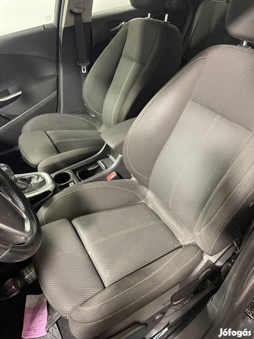 Opel astra j ülés , belső eladó Varjuk hívásodat 