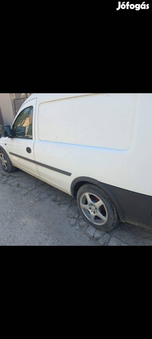 Opel combo 1.3 cdti bontott alkatrészei 