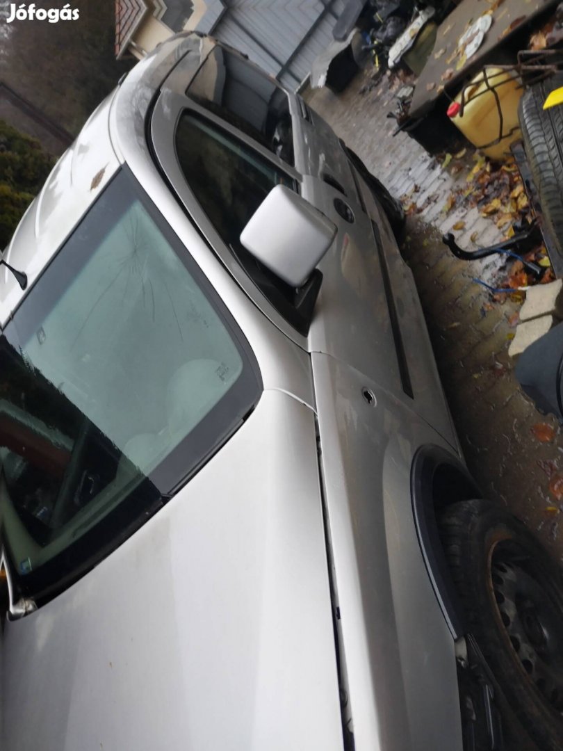 Opel combo c 1.3 cdti minden alkatrésze 