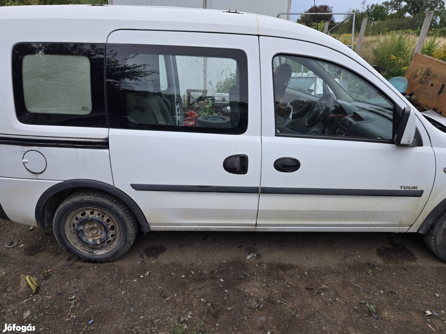 Opel combo c 1.4  bontott alkatrészei 