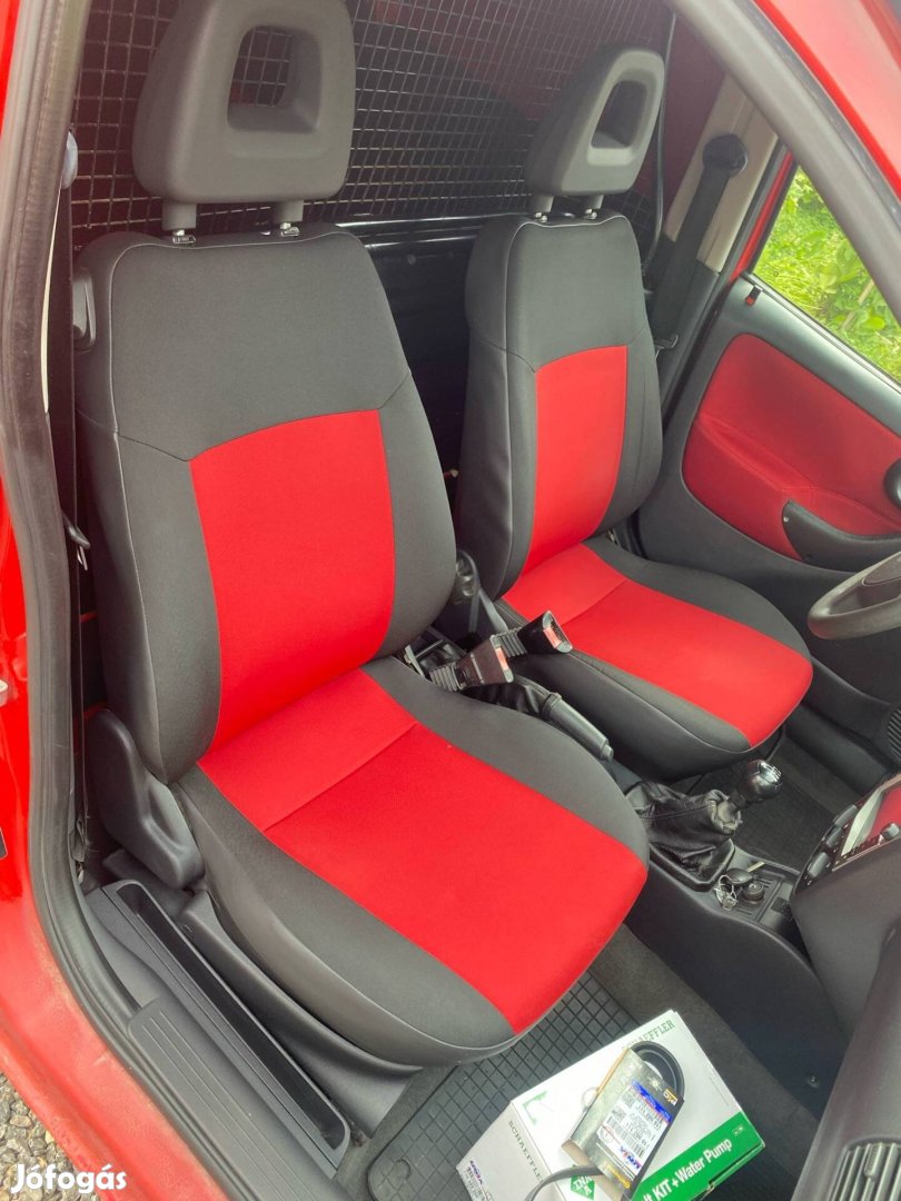 Opel combo kisteherautó