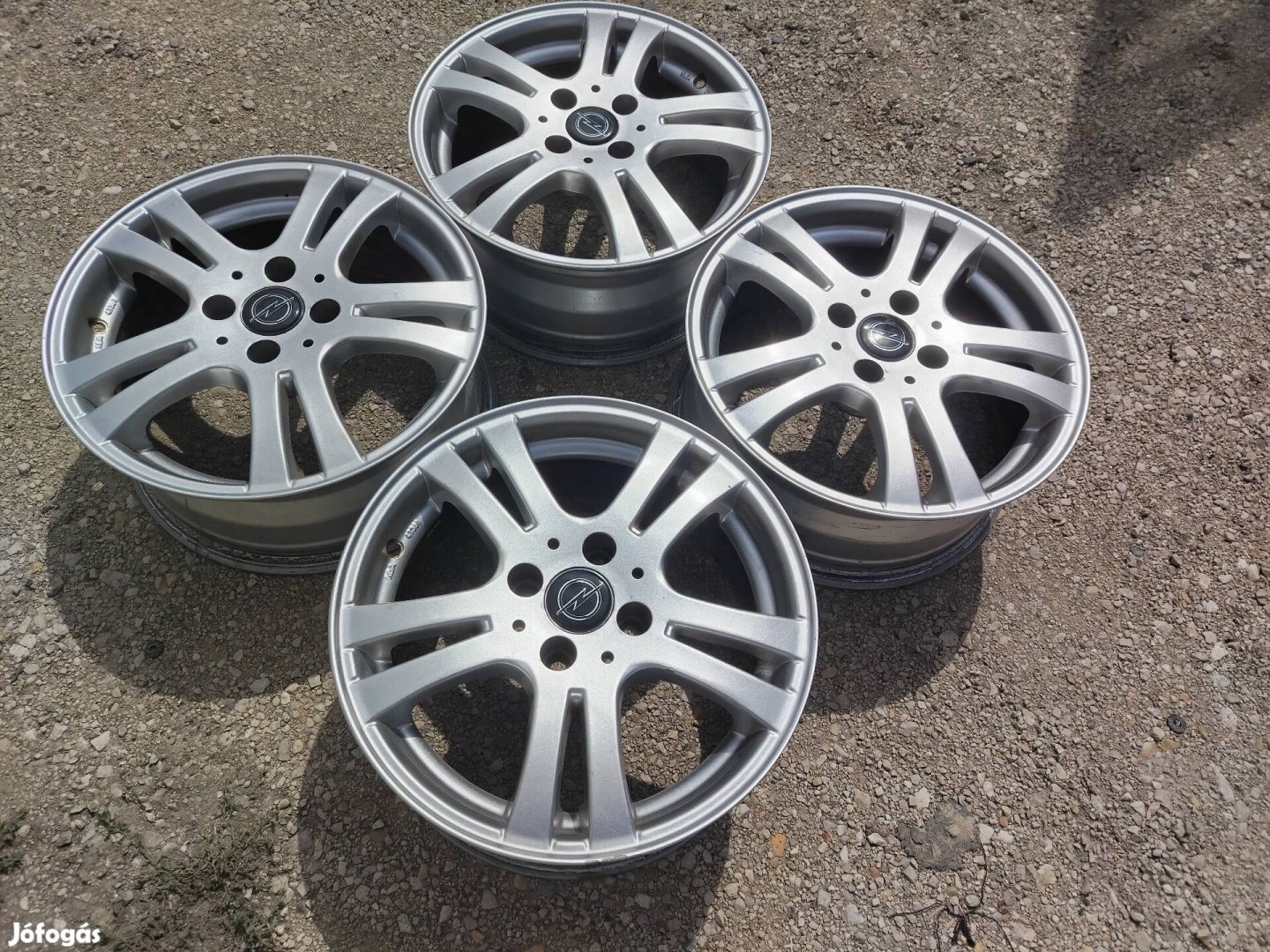 Opel corsa D 4x100 15" Et39 alufelni szett 