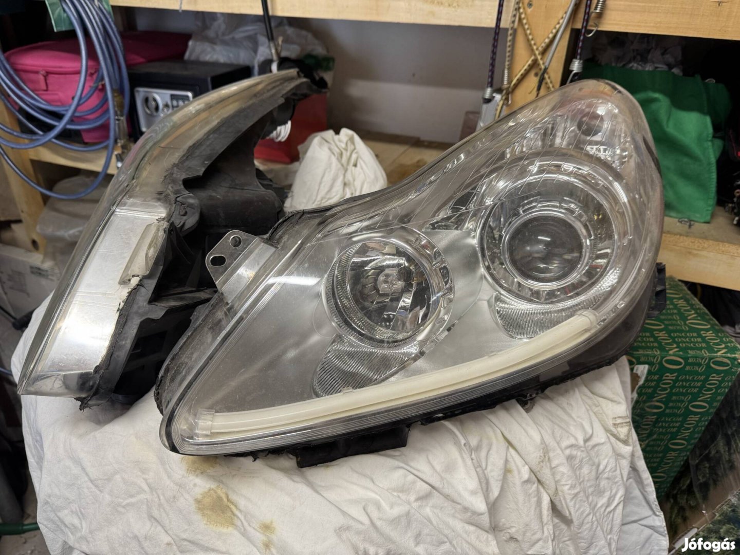 Opel corsa D elsőlámpák olcsón