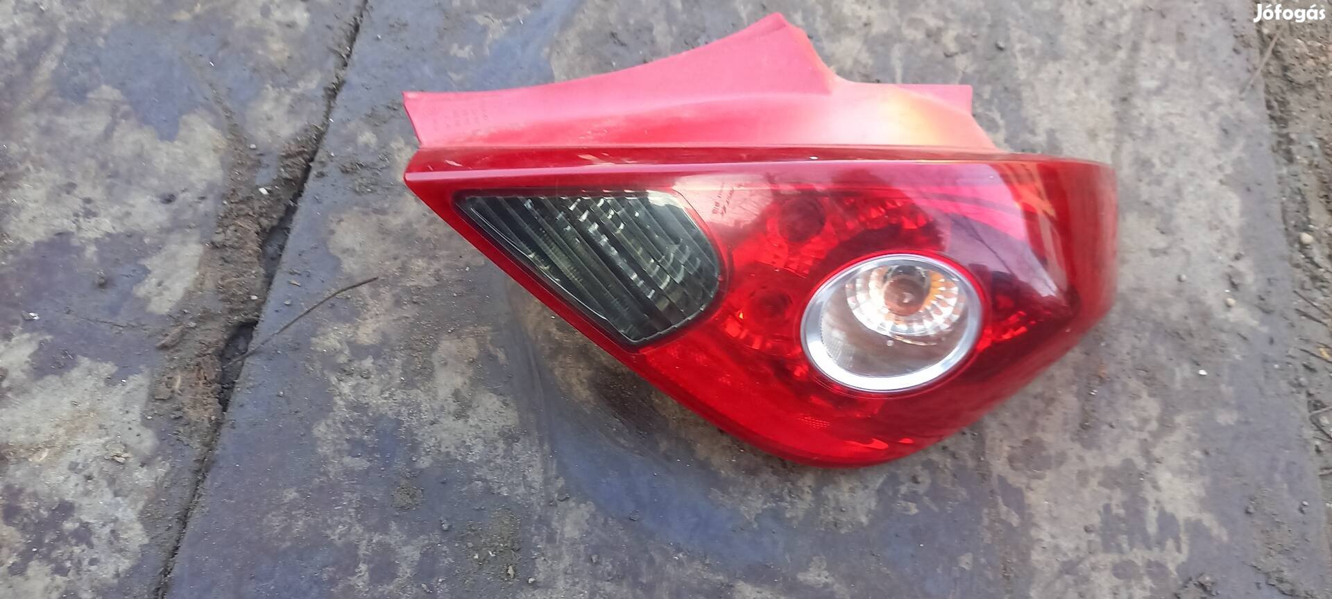 Opel corsa D hátsó lámpa 