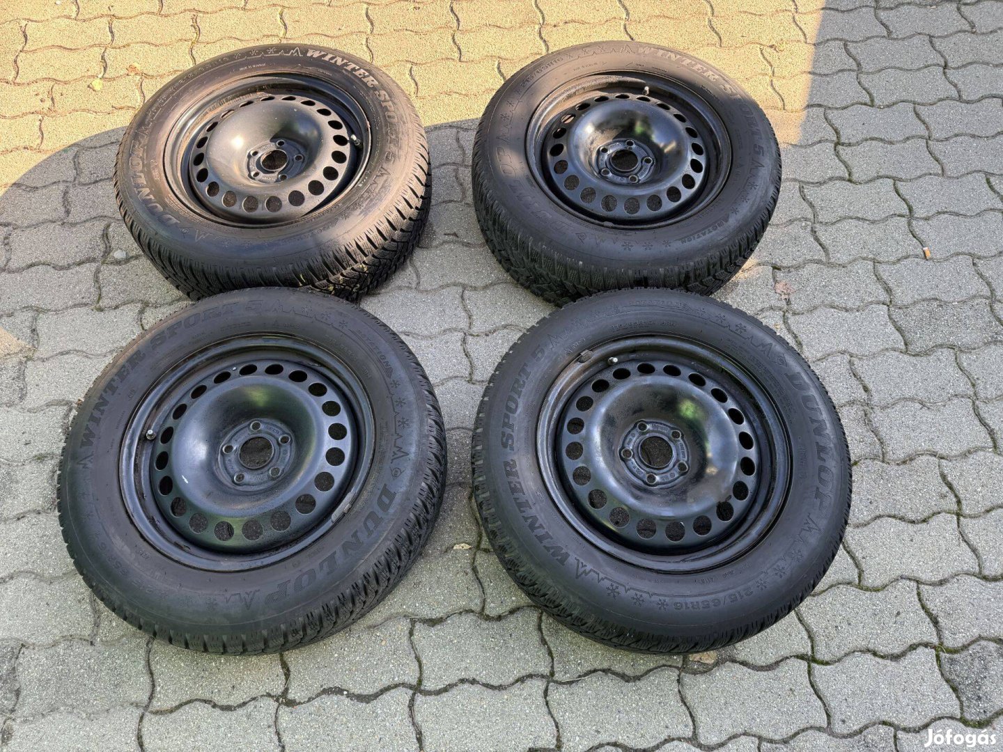 Opel felni (5x105), Dunlop Wintersport 5 téligumi (215/65 R16), Tpms